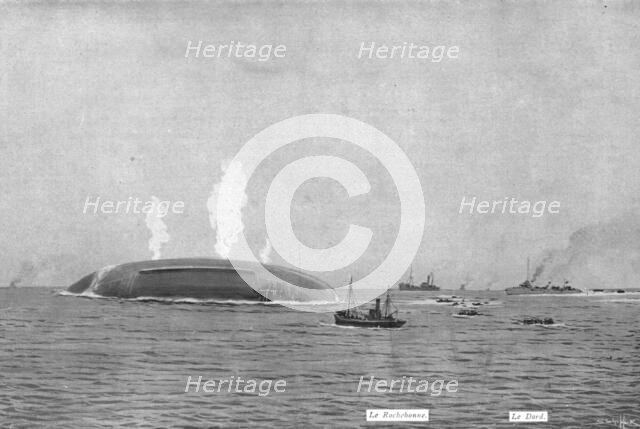 'La fin du `Gaulois` ; A 8 heures 57, le `Gaulois` chavire et coule aux cris de <<Vive la France !>> Creator: Unknown.