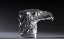 Tete d'Aigle Lalique mascot. Creator: Unknown.