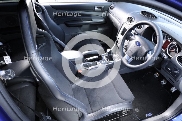 Ford Focus RS 2009. Artist: Simon Clay.