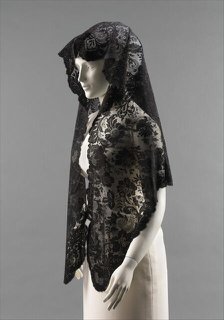 Mantilla, European, third quarter 19th century. Creator: Unknown.