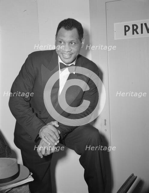 Russian war anniversary benefit at the Watergate, Washington, D.C., 1942. Creator: Gordon Parks.