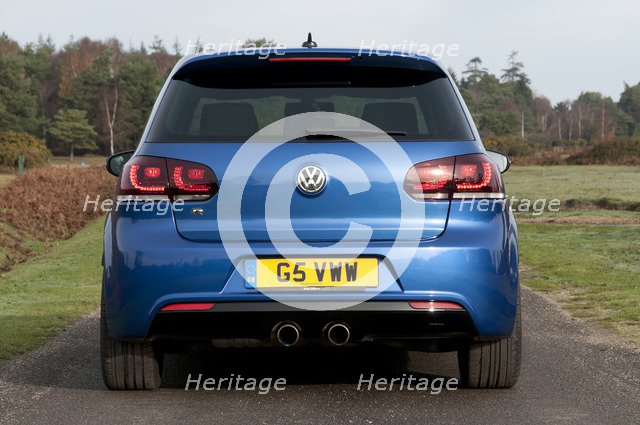 2011 Vokswagen Golf R Tsi Artist: Unknown.