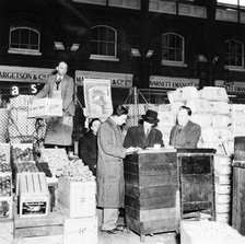 Covent Garden Market, London, c1952. Artist: Henry Grant