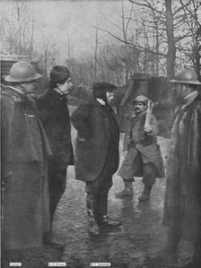 ''Le presdent de la commission senatoriale de l'armee en Foret d'apremont.', 1916. Creator: Unknown.