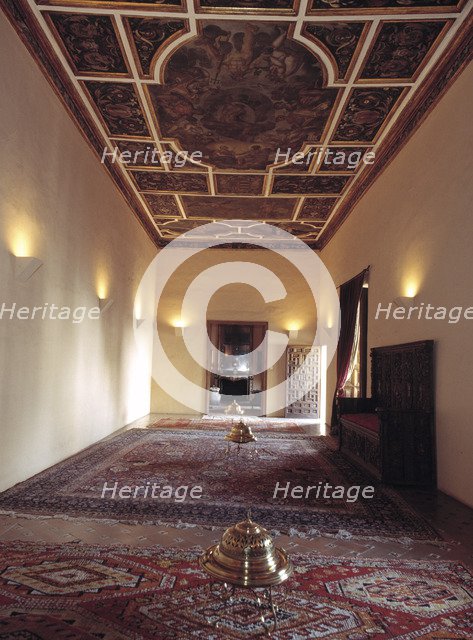Pilate House in Seville, room on the second floor with a ceiling decorated with Paintings, 1608.