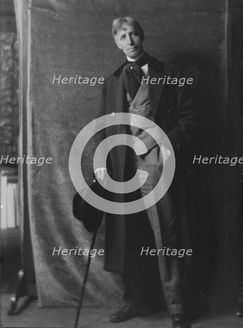 Mr. Gerald Stanley Lee, portrait photograph, 1918 Feb. Creator: Arnold Genthe.