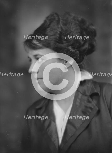 French, Pauline, Miss, portrait photograph, 1915. Creator: Arnold Genthe.
