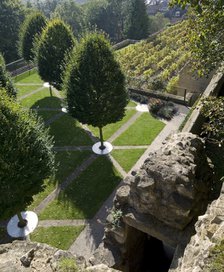 Contemporary garden, Medieval Bishop's Palace, Lincoln, Lincolnshire, c1980-c2017. Artist: Historic England Staff Photographer.