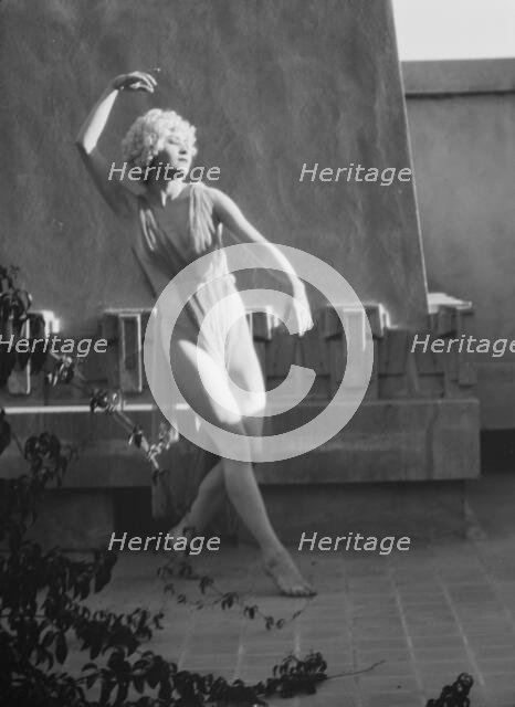 Marion Morgan dancers, between 1914 and 1927. Creator: Arnold Genthe.