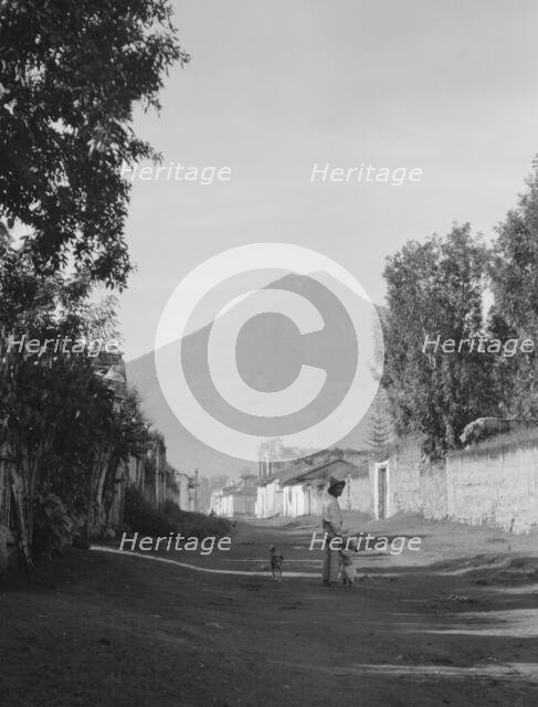 Travel views of Cuba and Guatemala, between 1899 and 1926. Creator: Arnold Genthe.