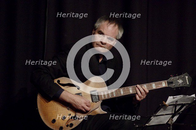 Shane Hill, Hawth, Crawley, West Sussex, Nov 2015. Artist: Brian O'Connor.