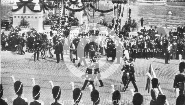 'M Poincare Hate son retour en France; Le President est recu a Stockholm par Gustave V', 1914. Creator: Malmstrom.