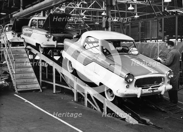 Metroplitan manufacture at Austin's Longbridge plant 1956. Creator: Unknown.