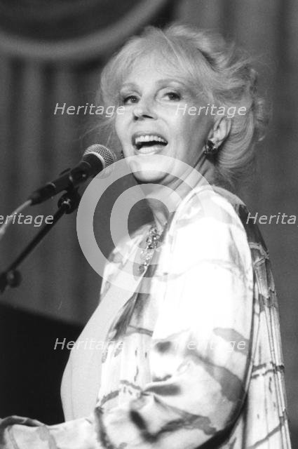 Marion Montgomery, Pizza on The Park, Hyde Park, London, 1999. Creator: Brian Foskett.