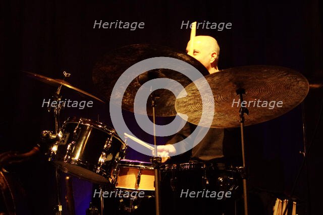 Asaf Sirkis, Emma Rawicz Quintet, Verdict Jazz Club, Brighton, East Sussex, 2022. Creator: Brian O'Connor.