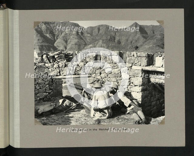 Gun position in the Walchefit Pass, 1942. Creator: Colonial Office.