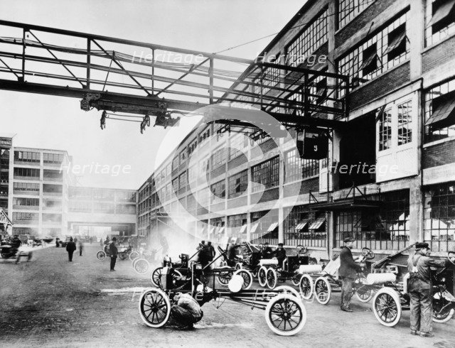 The exterior of the Model T factory, 1914. Artist: Unknown
