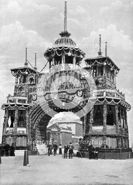 The Canadian Arch, Whitehall, London, 1902.Artist: HO Klein