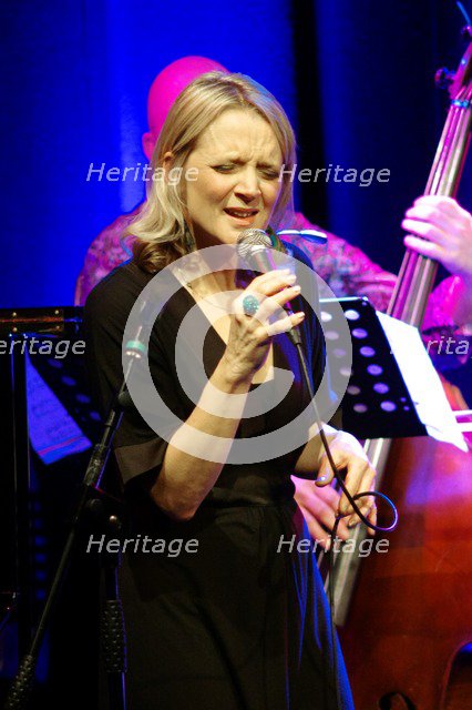 Imogen Ryall, Ropetackle Arts Centre, Shoreham, West Sussex, Jan 2016. Artist: Brian O'Connor.