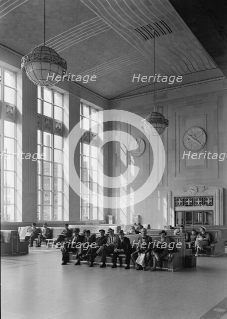 Newark passenger station, Pennsylvania Railroad, 1935. Creator: Gottscho-Schleisner, Inc.