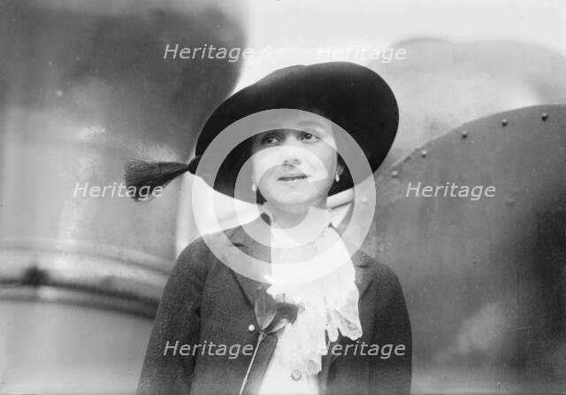 Mrs. Jas. Hope-Nelson, 1913. Creator: Bain News Service.