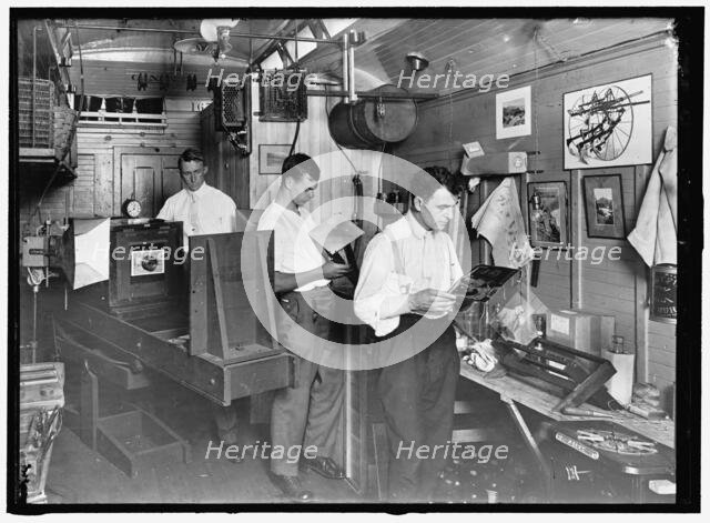 G.N. Press Car, between 1913 and 1918. Creator: Harris & Ewing.
