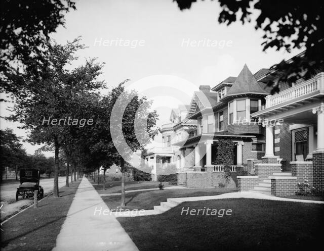 North boulevard residences, Detroit, Mich., c1908. Creator: Unknown.