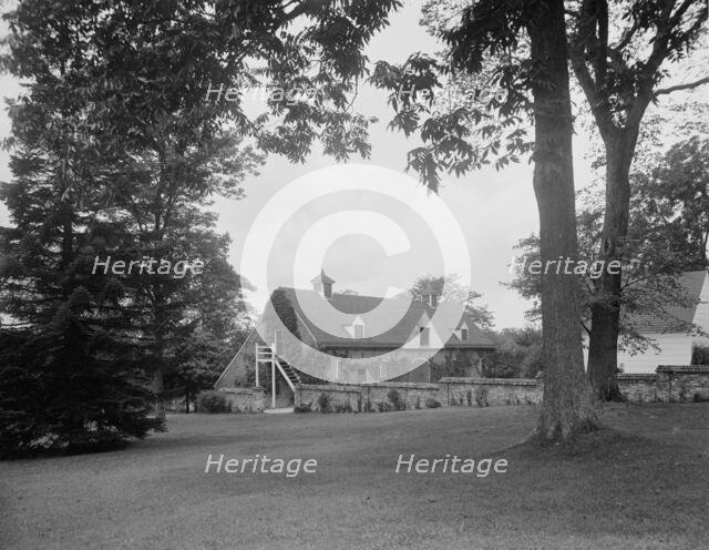 The Old barn at Mt. Vernon, c.between 1910 and 1920. Creator: Unknown.