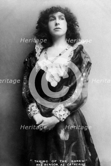 Gertude Constance Cockburn, English actress, early 20th century.Artist: J Caswall Smith