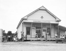 A plantation store near Clarksville, Mississippi, 1936. Creator: Dorothea Lange.
