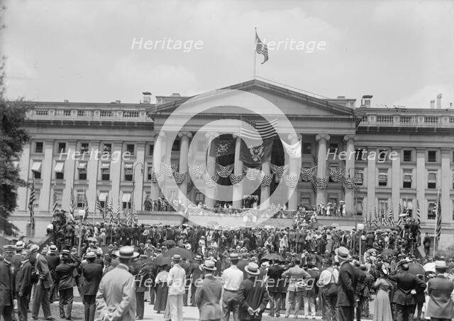 Liberty Loans, 1917. Creator: Harris & Ewing.