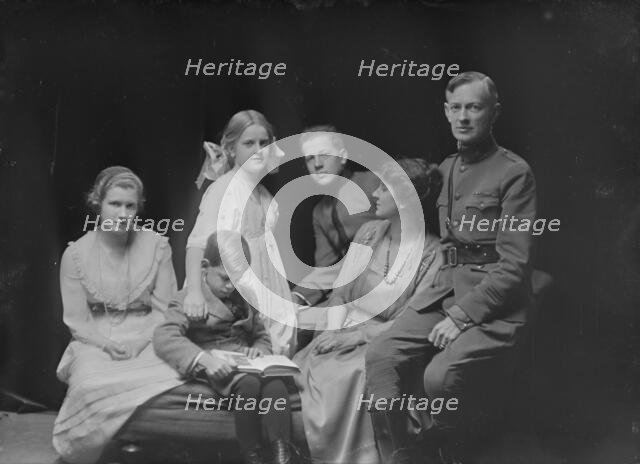 Mr. and Mrs. W.W. Davies and family, portrait photograph, 1919 Jan. Creator: Arnold Genthe.