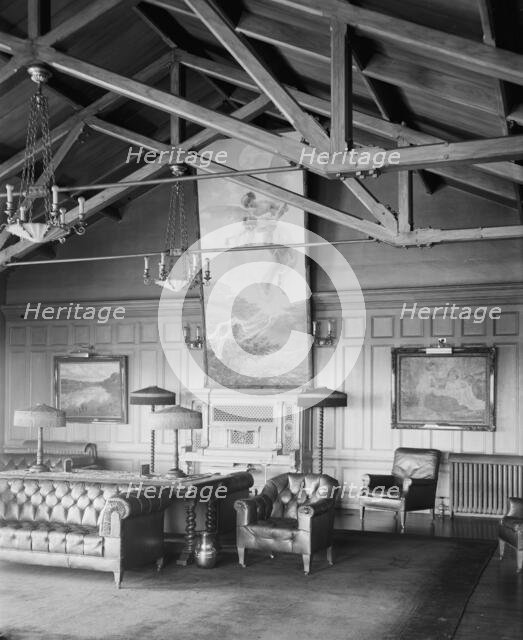 Memorial Hall, Frederick Stearns & Co. laboratory, Detroit, Mich., between 1905 and 1915. Creator: Unknown.