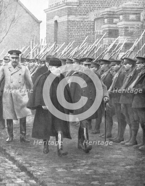 ''Le Roi George en France; La Rencontre de M Poincare et du Souverain Britannique', 1914. Creator: Unknown.