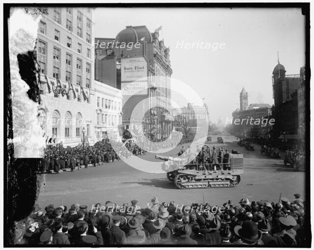 Welcome Home Parade, between 1910 and 1920. Creator: Harris & Ewing.
