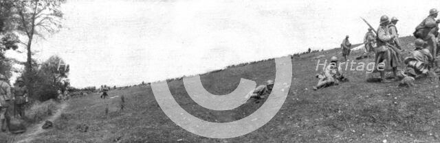 'La Replique de Foch: Au Sud-ouest de Soissons; progression d'infanterie, entre Longport..., 1918. Creator: Unknown.