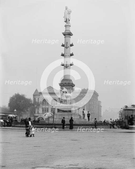 Columbus Monument, New York, ca 1900. Creator: Unknown.