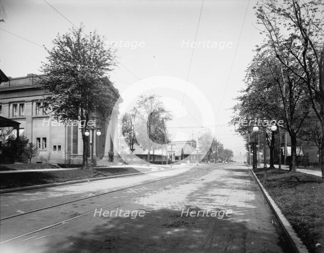 Bank of Commerce, Devonshire Road, Walkerville, Ont., between 1905 and 1915. Creator: Unknown.