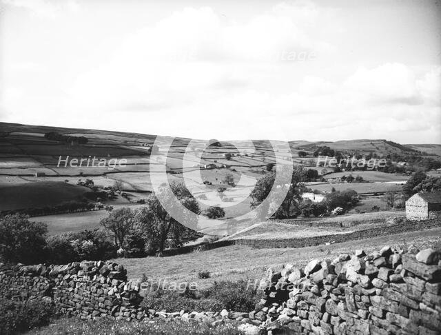 Mam Tor, Peak District, Derbyshire, c1955.  Creator: Arthur Charles Kirby Ware.