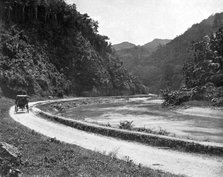 Road to Bog Walk, Jamaica, c1905.Artist: Adolphe Duperly & Son