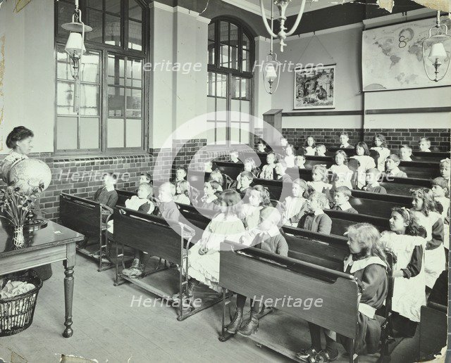 Geography lesson, Denmark Hill School, Dulwich, London, 1905. Artist: Unknown.
