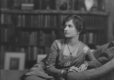 Mrs. S. Reilly, portrait photograph, 1918 Mar. 4. Creator: Arnold Genthe.