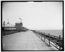 Manhattan Beach Hotel, Long Island, N.Y., between 1900 and 1906. Creator: Unknown.