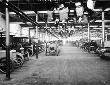 Interior of Daimler factory, (1900s?). Artist: Unknown