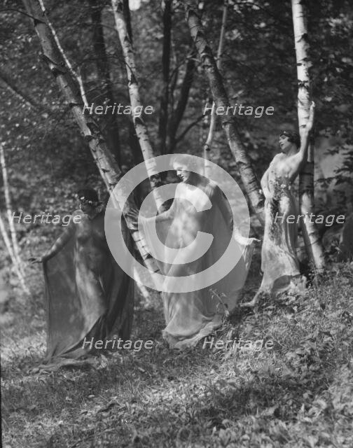 Helen Moeller and pupils, 1921 Mar. 24. Creator: Arnold Genthe.