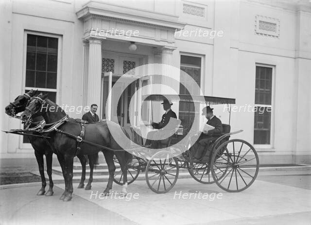 Redfield, William Cox Rep. from New York, 1911-1913; Sec. of Commerce, 1913-1919. Incarriage, 1913. Creator: Harris & Ewing.