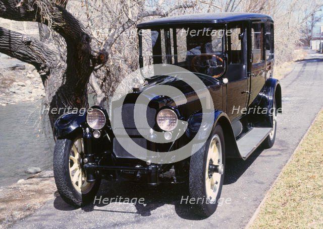 1920 Packard twin 6 3-35. Creator: Unknown.