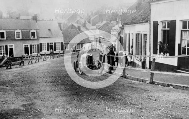 Coupe de l'auto 1909, Guippone in Peugeot. Creator: Unknown.