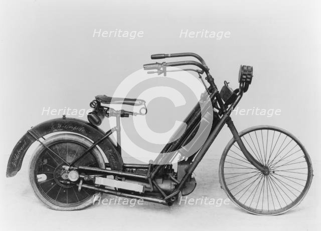 1894 Hildebrand & Wolfmuller. Creator: Unknown.