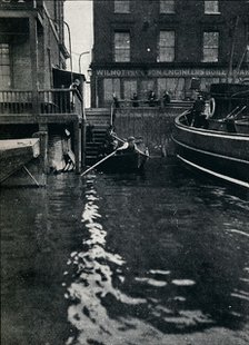 Platform stairs by The Angel public house, Rotherhithe, London, c1900, (1901). Creator: Unknown.